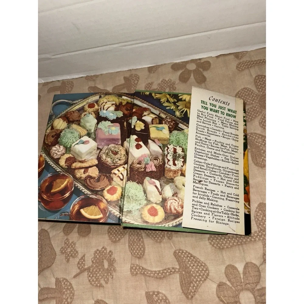 The American Woman's Cookbook by Ruth Berolzheimer (1972) FINE HC‎ w/JACKET